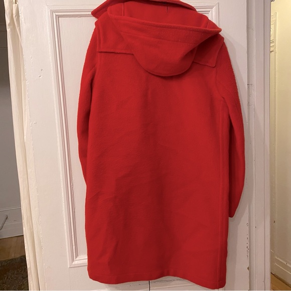 Classic wool red duffle style coat - Picture 6 of 8